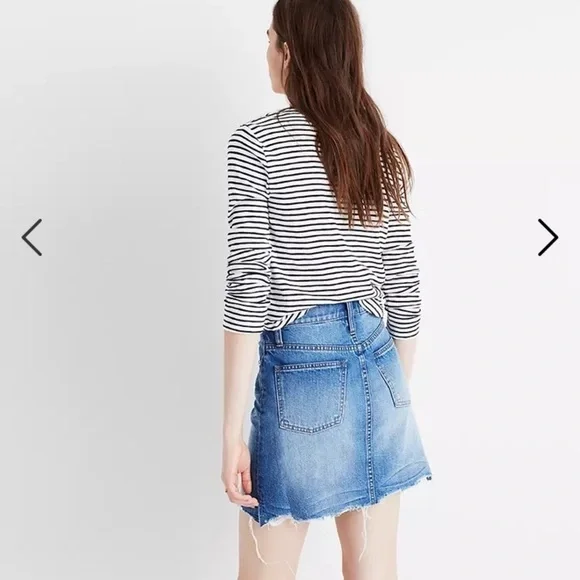 Madewell McCarren Raw-Hem Jean Skirt Size 27
